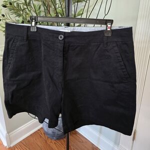 Crown & Ivy Black Casual Shorts